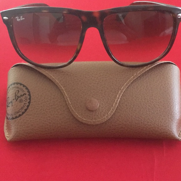 Ray-Ban Tortoise/Light Brown Sunglasses - Picture 1 of 4